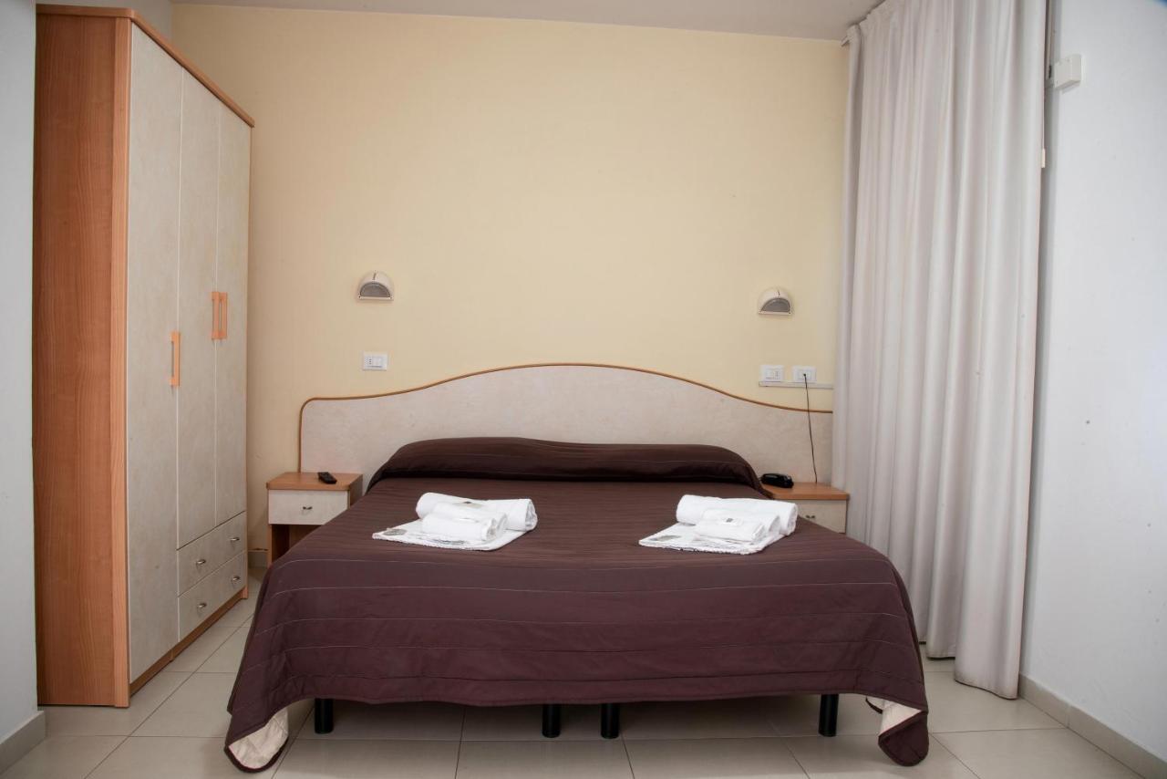 Hotel Vela D'Oro Riccione Exterior foto